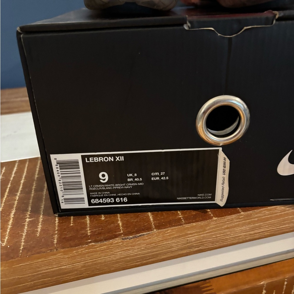LeBron XII Independence Day Sneakers - Picture 7 of 8